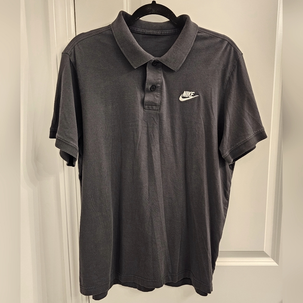 Black Nike polo men's Large